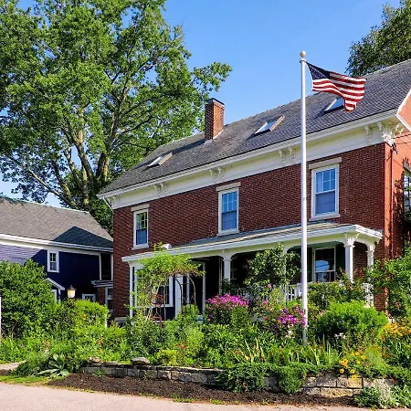 The Water Street Inn